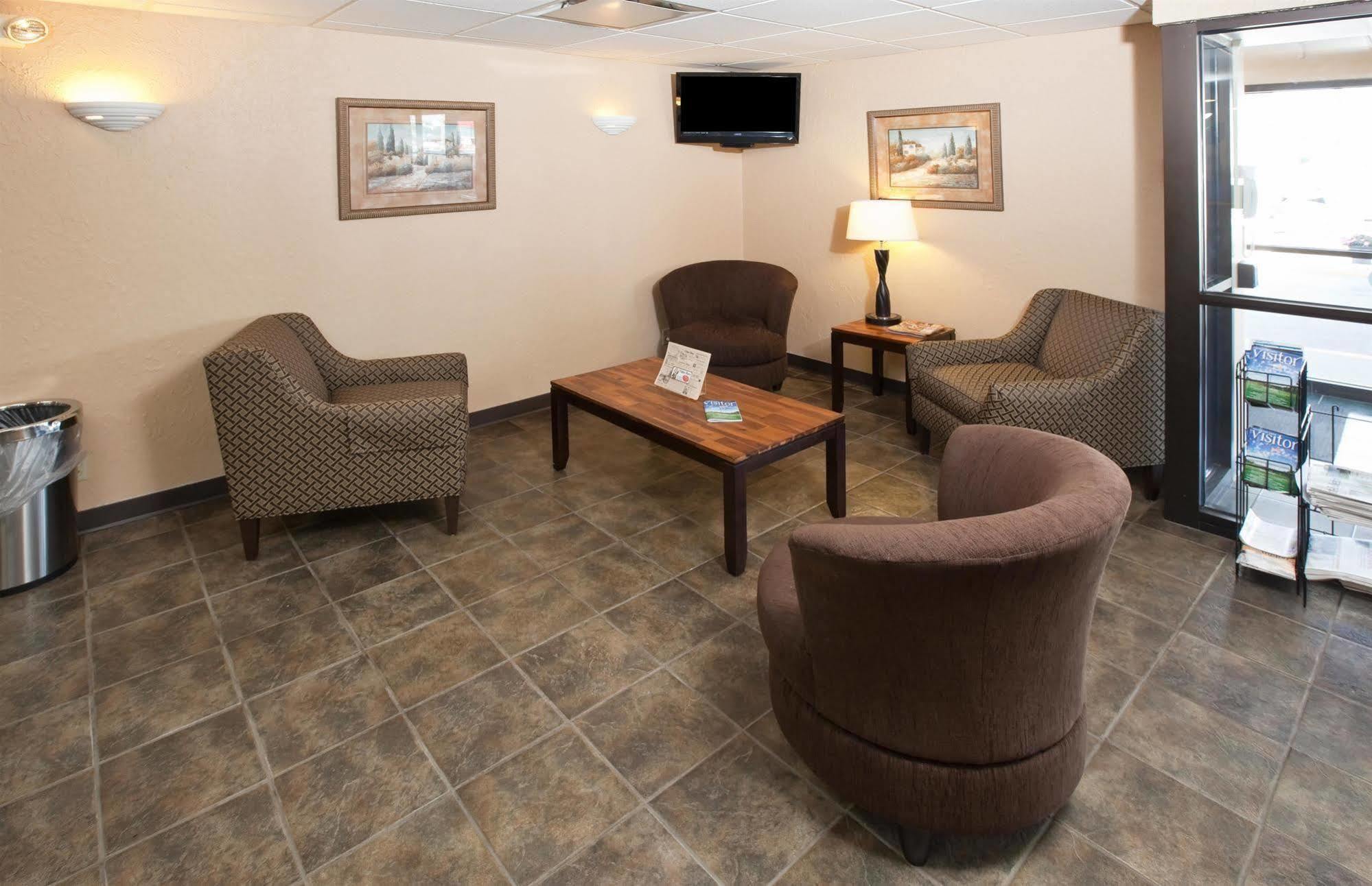 Med City Inn & Suites Rochester Mayo Clinic Area מראה חיצוני תמונה