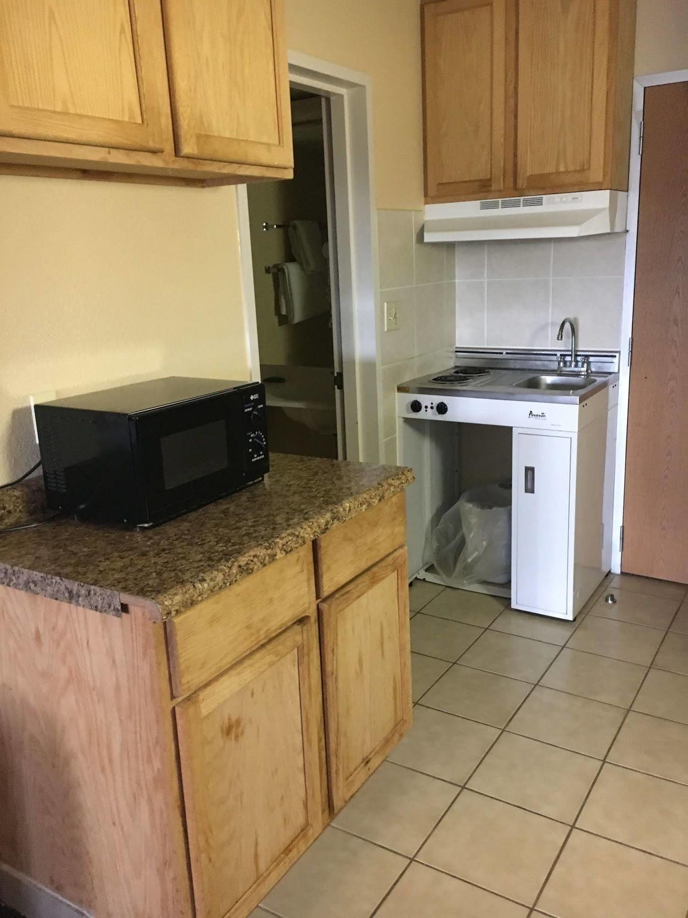 Med City Inn & Suites Rochester Mayo Clinic Area מראה חיצוני תמונה