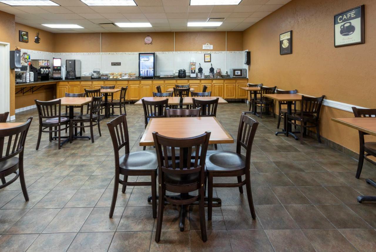Med City Inn & Suites Rochester Mayo Clinic Area מראה חיצוני תמונה
